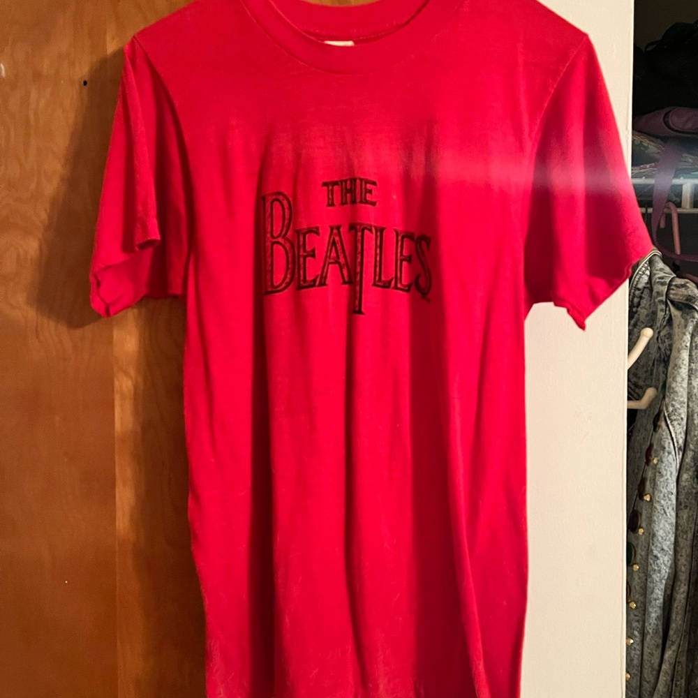 2 Vintage Beatles tshirts, Red Tee autographs and black Meet The Beatles tee
